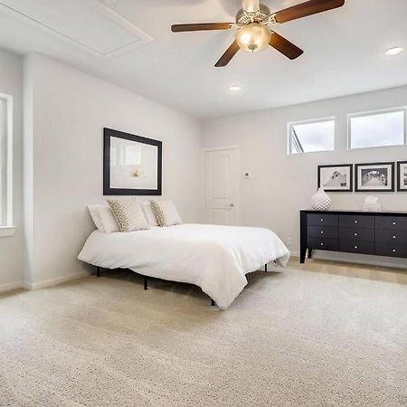 Gorgeous 4 Bed Home On St Mary'S - Minutes To Riverwalk/Pearl San Antonio Exterior photo